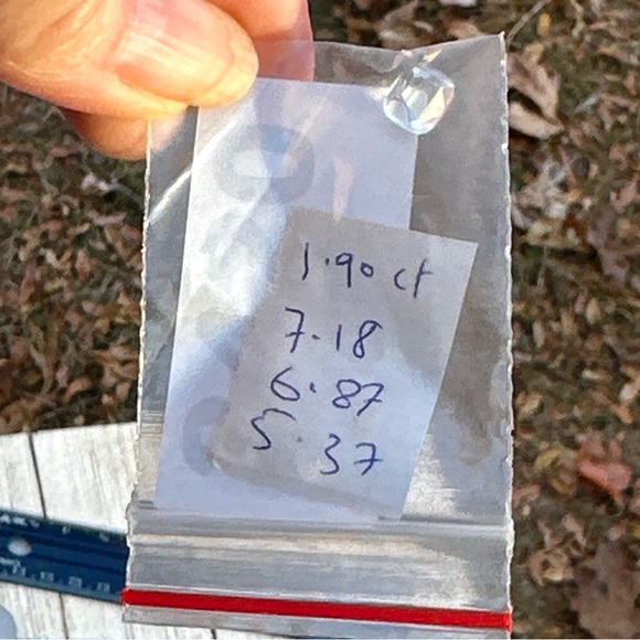 1.90 Carat’s Natural Aquamarine Gemstone - Picture 5 of 17